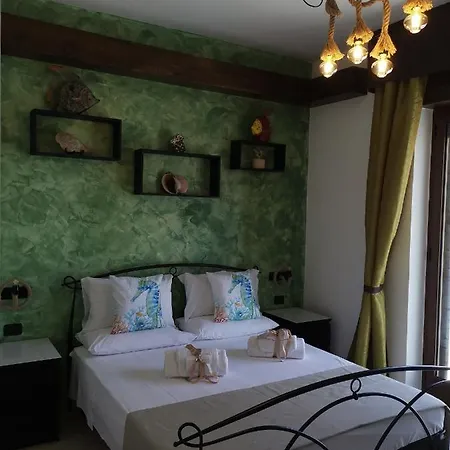 فندق مبيت وإفطار Medusa House 3*