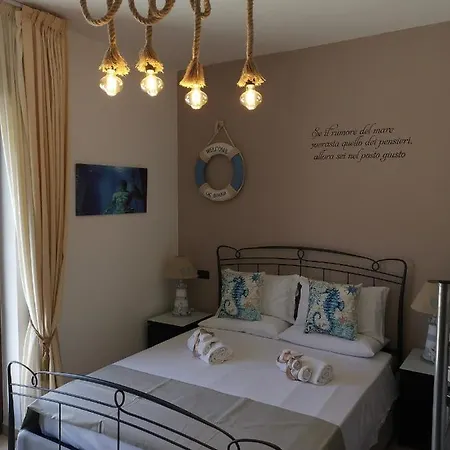 فندق مبيت وإفطار Medusa House غالّيبولي