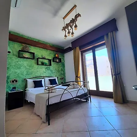 Medusa House Bed & Breakfast 3*